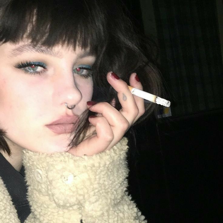╰P ↓🎩 pfp